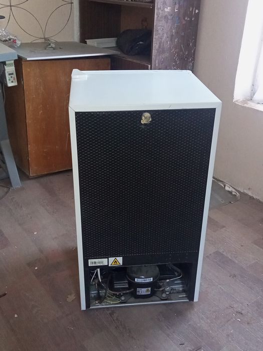 Холодильник новый