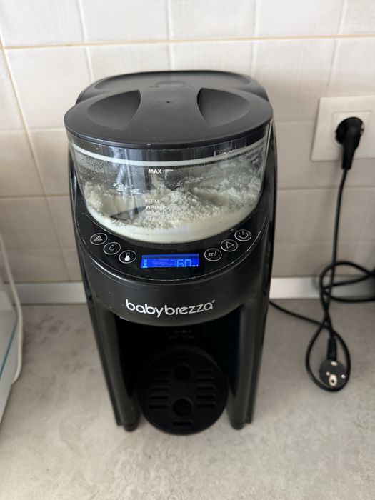 Baby brezza aparat lapte bebelusi