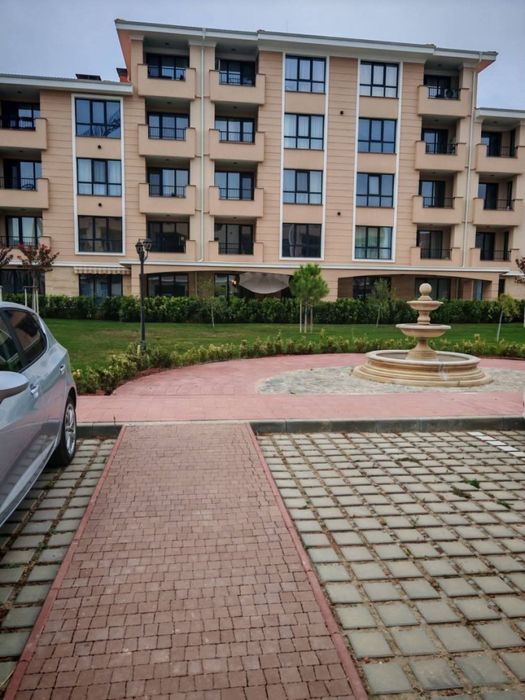 Дава се под наем Двустаен апартамент в Пловдив, Остромила - 70 кв.м за 650 € - Снимка #4