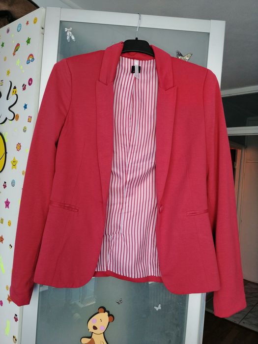 Sacou Bershka în stare impecabila