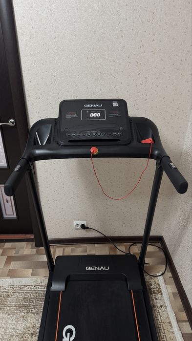 Беговая дорожка Genau Rivox