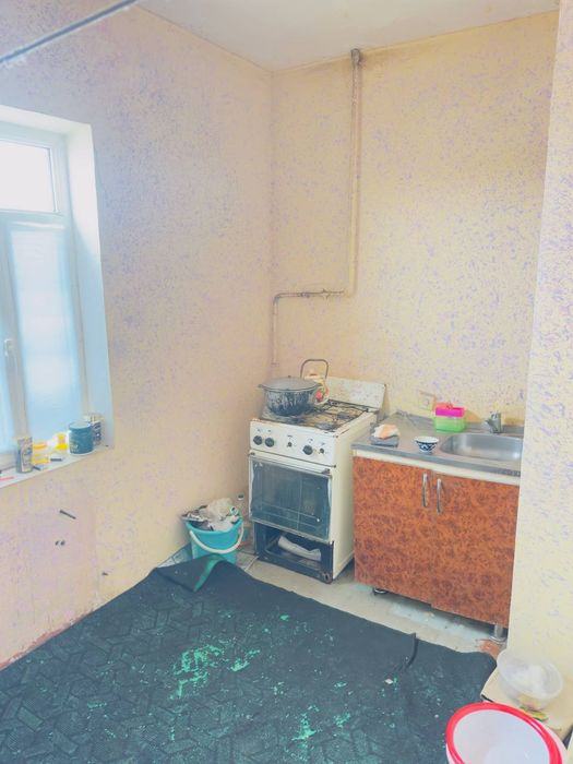 Уй сотилади 1 хона