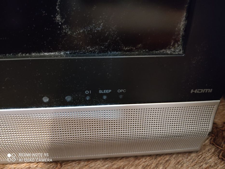 Продам телевизор Sharp AQUOS LC-32P55E