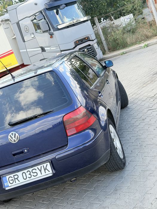 Pretul ezge de 1600€