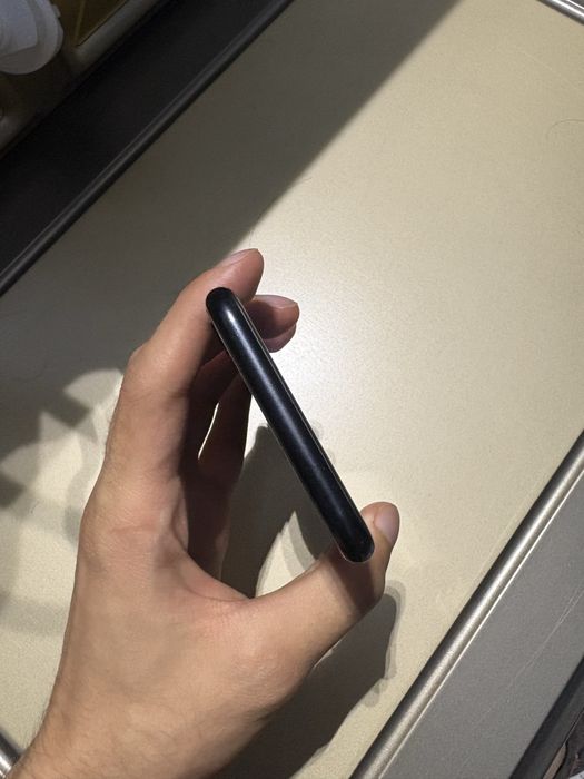 Iphone se 128 gb sastayaniya idiyal