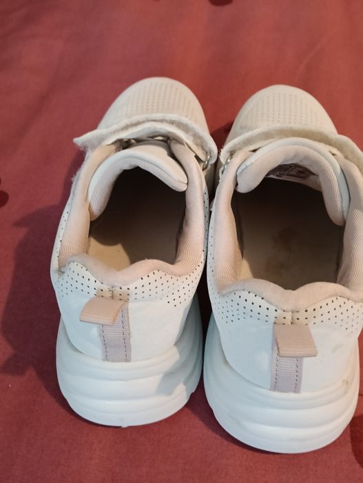 Nike Air Jordan și Sprandi