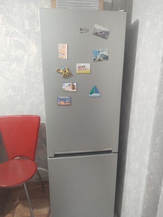 Продам холодильник