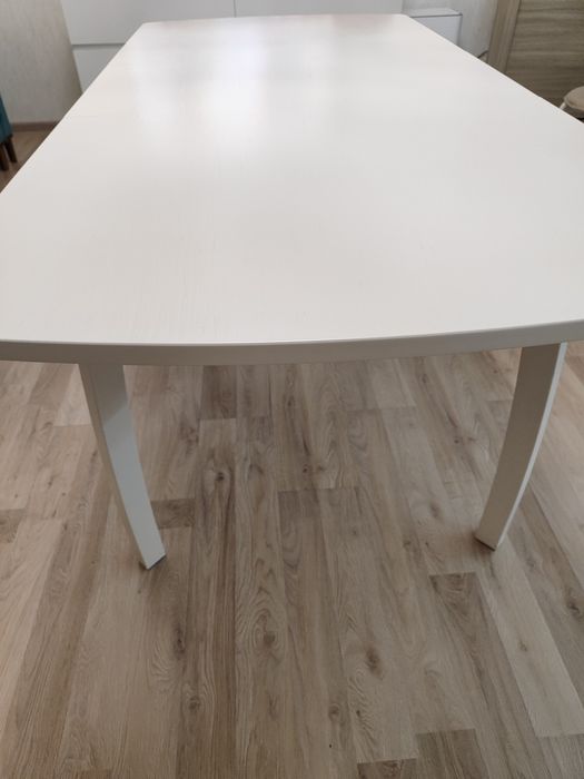 Продам стол кухонный