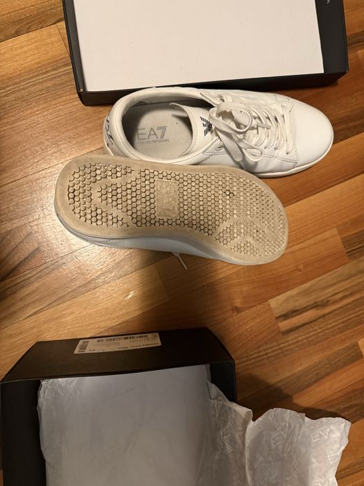 Бели дамски маратонки Armani