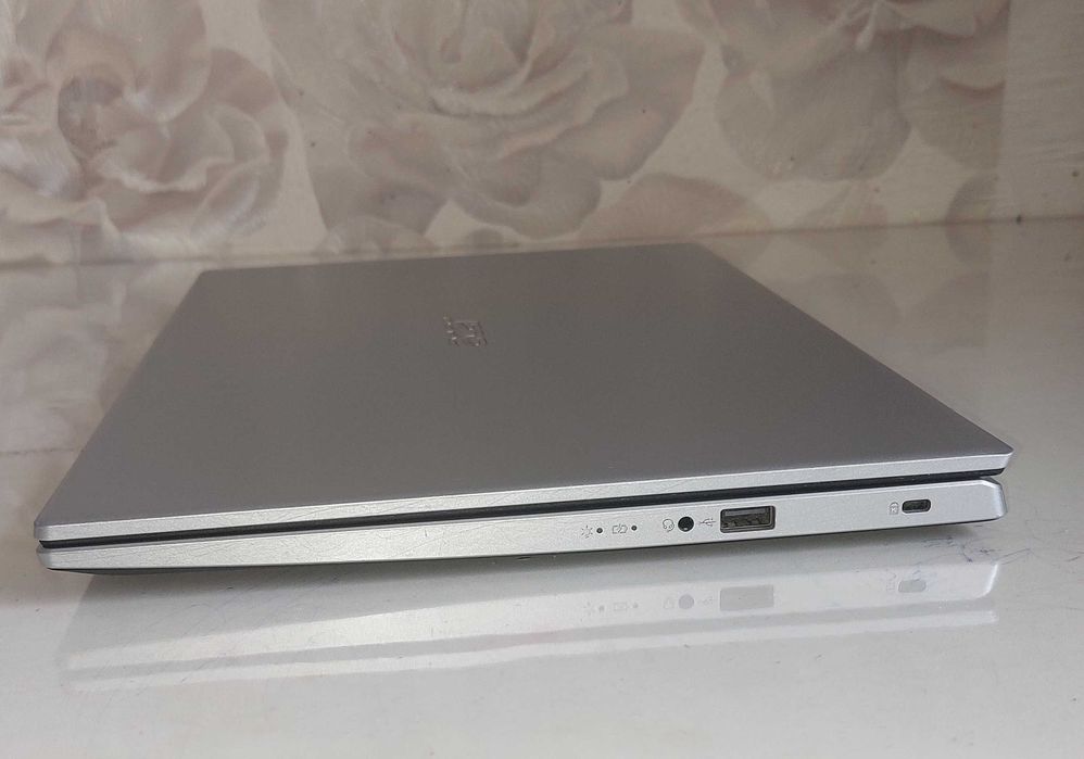 Ноутбук Acer Aspire3