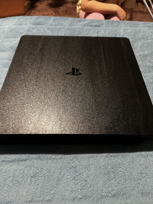 Vand PlayStation4 slim/2 manete