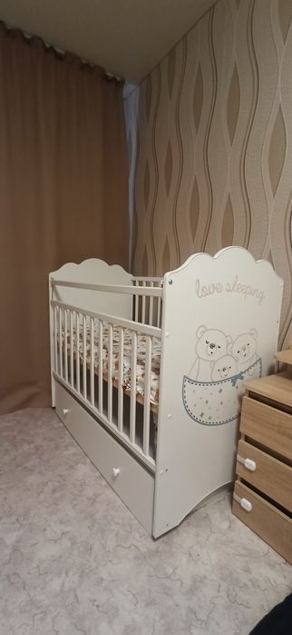 Продам детскую кроватку