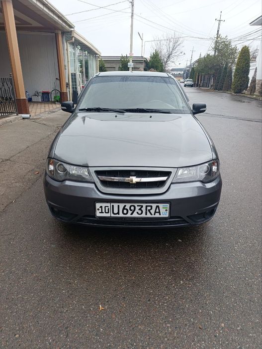 Nexia 2  sotiladi srochno