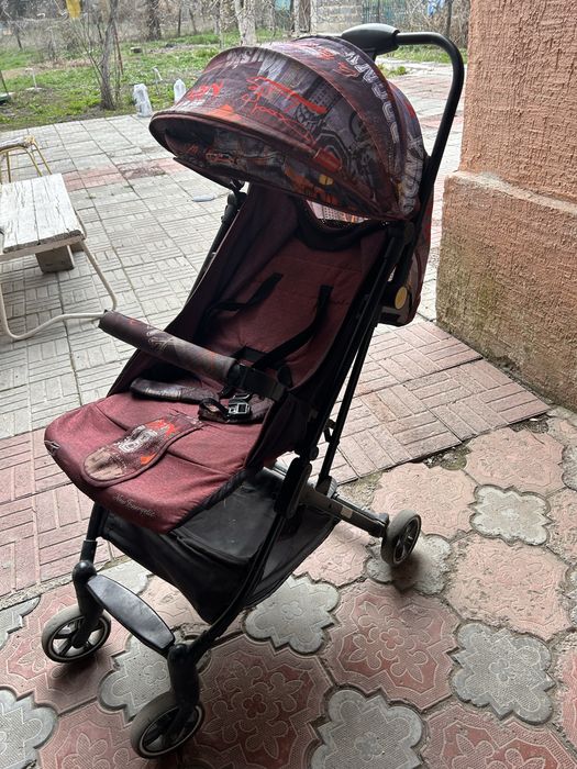 Коляска в хорошем состояний