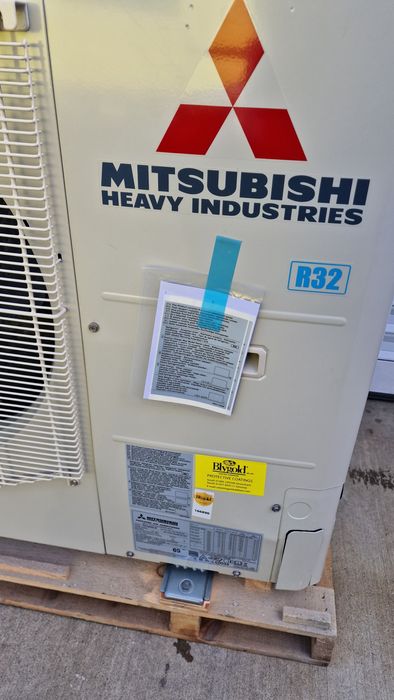 Mitsubishi heavy FDC100VSA-W 11kw 3 фазен нов с транспортен дефект