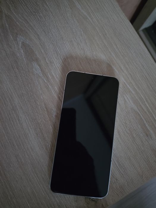 Vand  Xiaomi  13