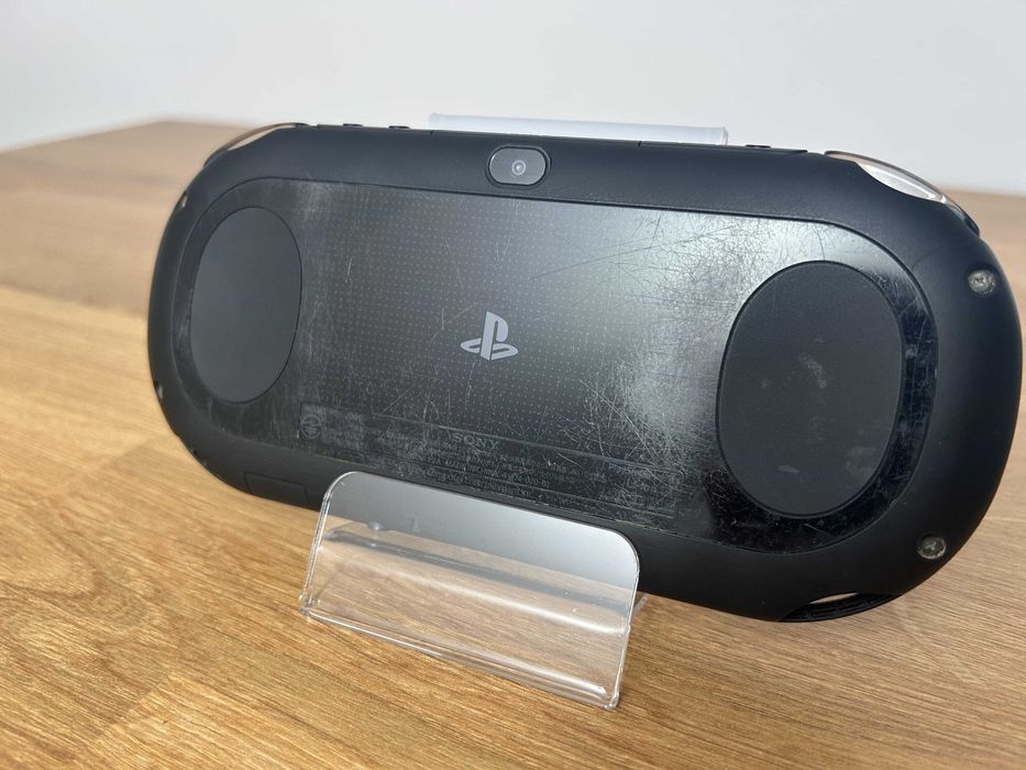 PS Vita Slim modată — 128GB, sute de jocuri incluse | Japonia