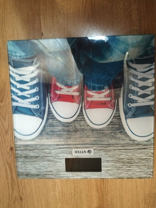 Продам весы напольные