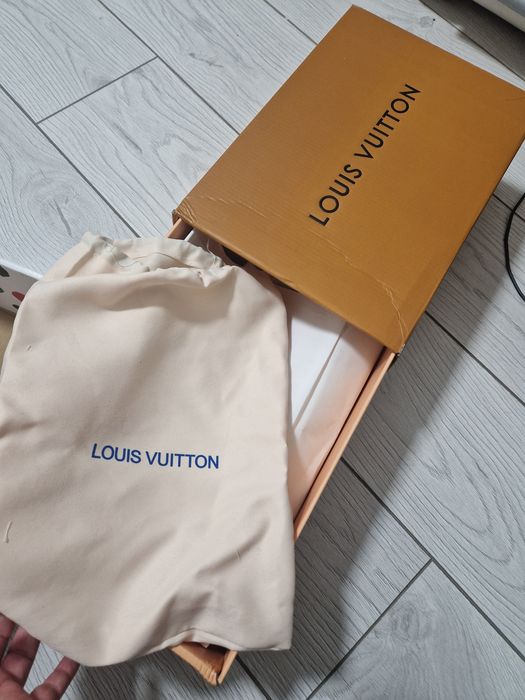 Кроссовки Луи Виттон