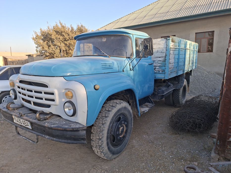 Zil 131 sotiladi