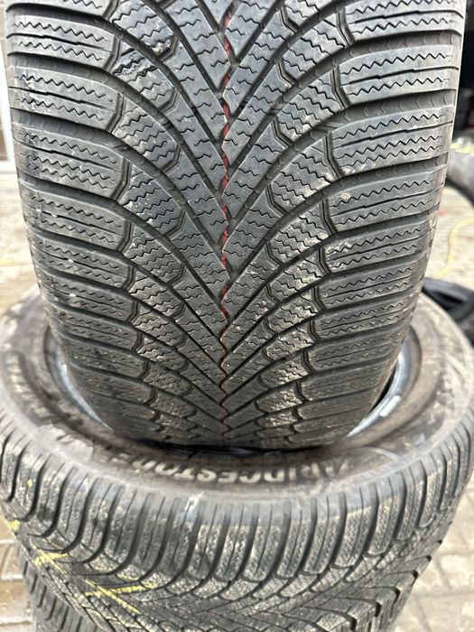 Set anvelope iarna 255/50/19 Bridgestone