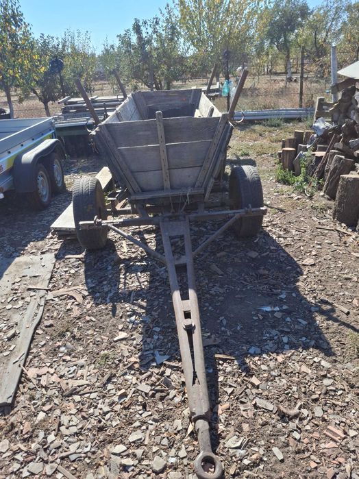 Remorca, caruta dupa tractor de vanzare