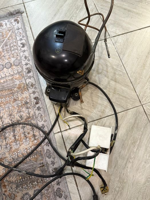 Продам Компрессор для холодильника