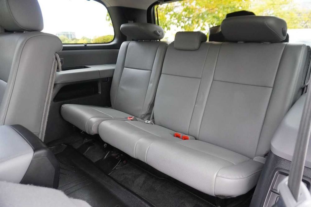 Toyota Sequoia Platinum Промоция