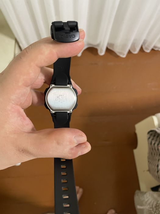 Продаю оригинальные часы