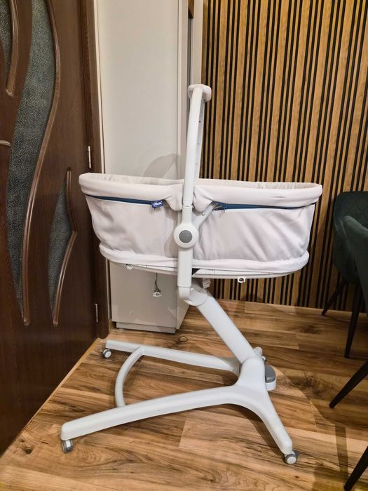 Бебешко Кошче Chicco baby hug 4 в 1