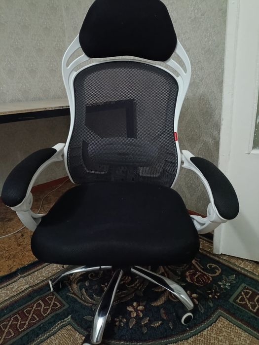 Компьютерное кресло