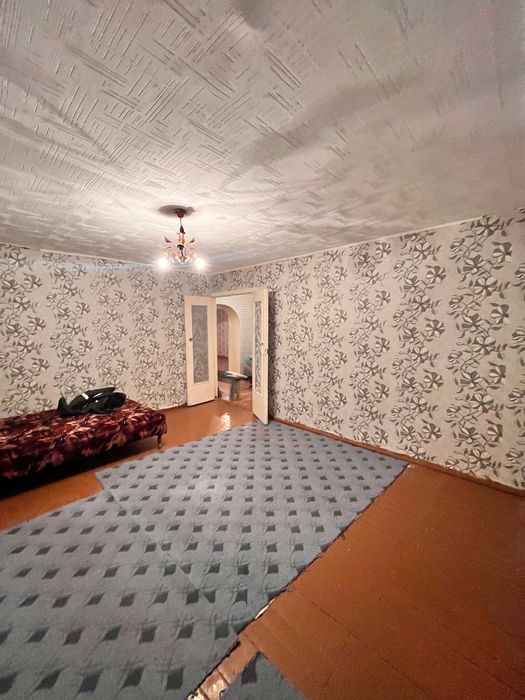 Продам 4 комнатную квартиру на Жазире