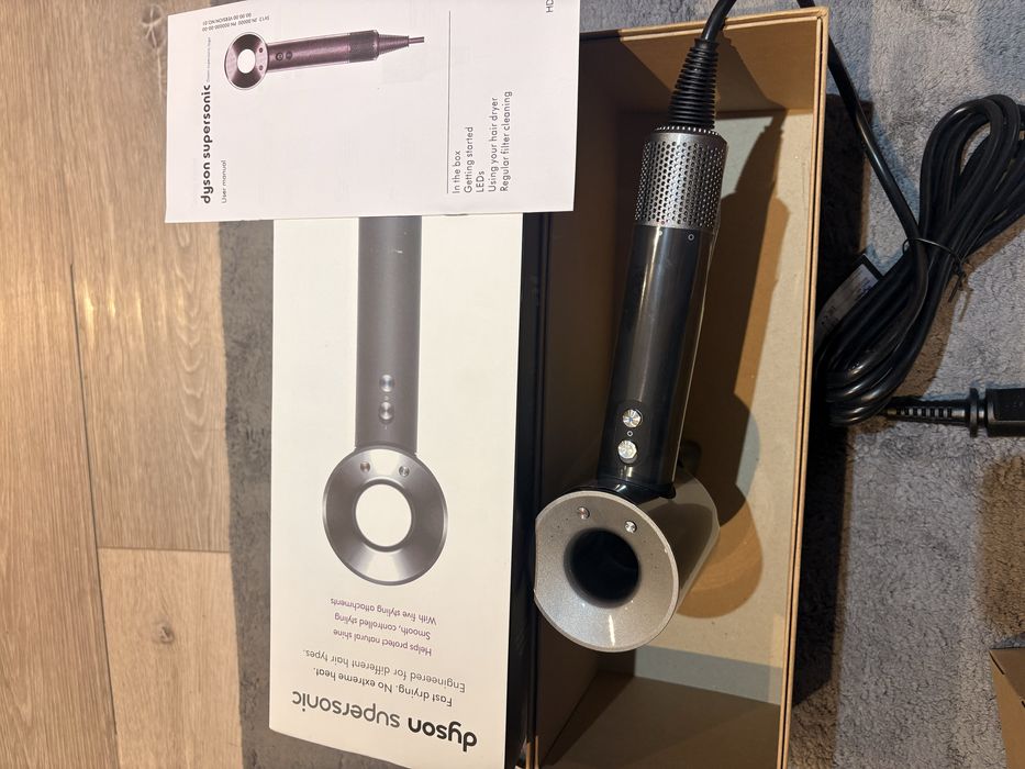 Dyson uscator par nou