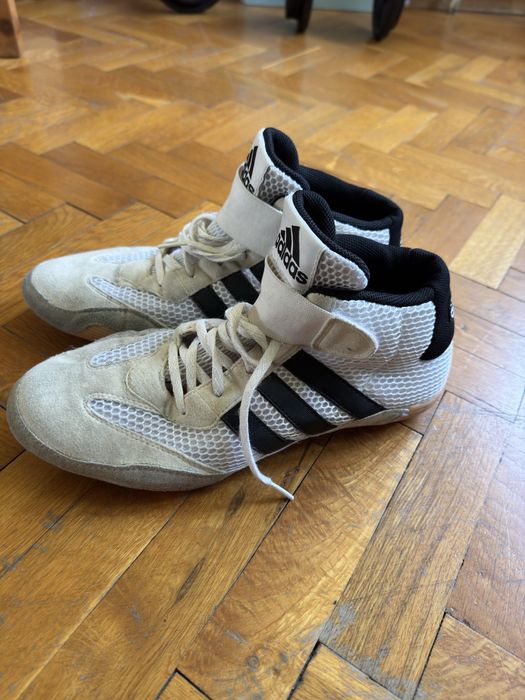 Обувки за бокс Adidas 42 номер