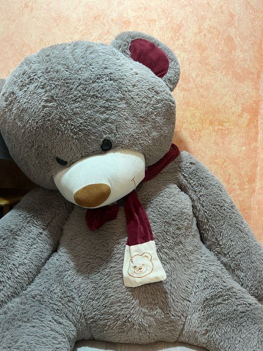 Большой мишка продается