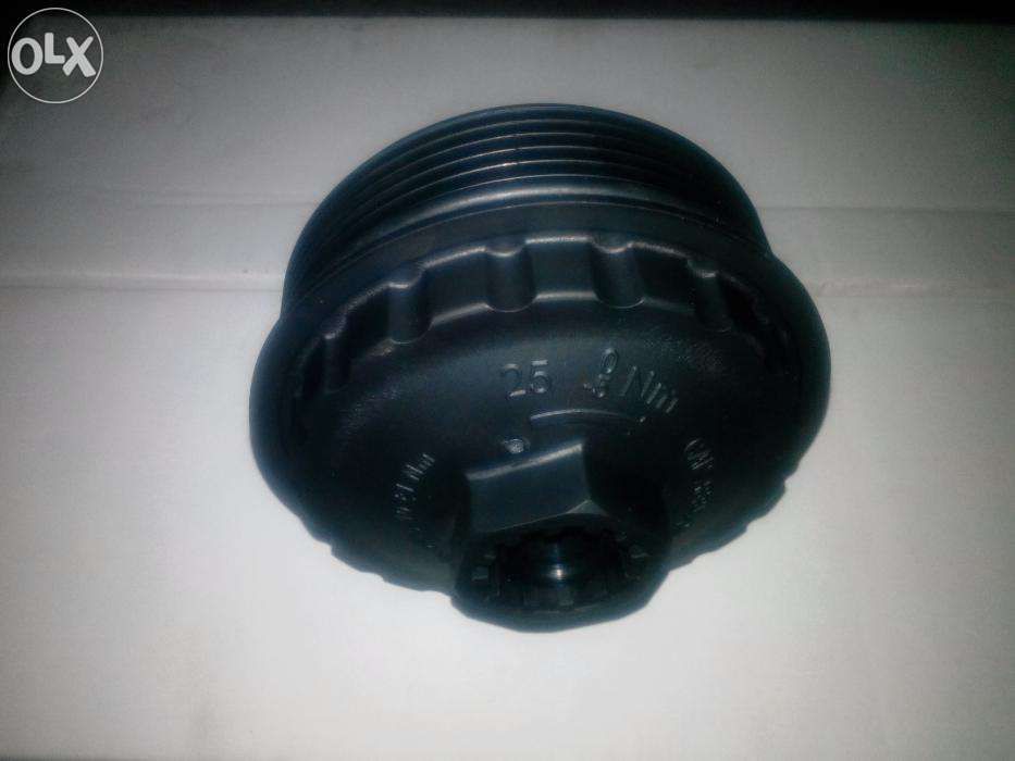 Caracasa / Capac filtru ulei Ford Transit Piese sau Mondeo
