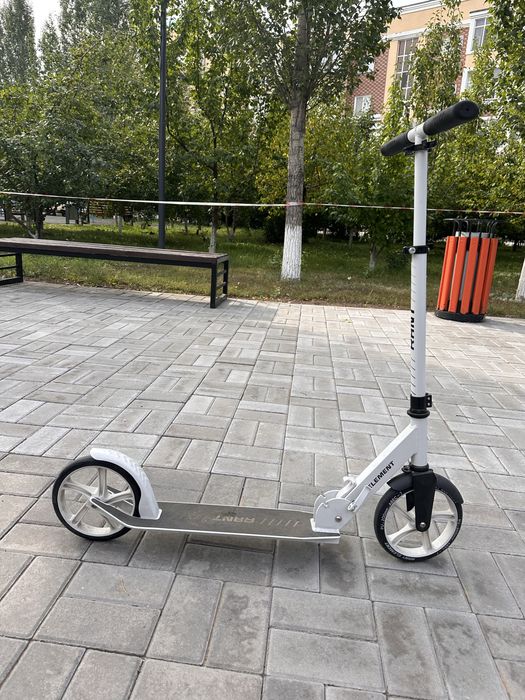 Самокат трюковой