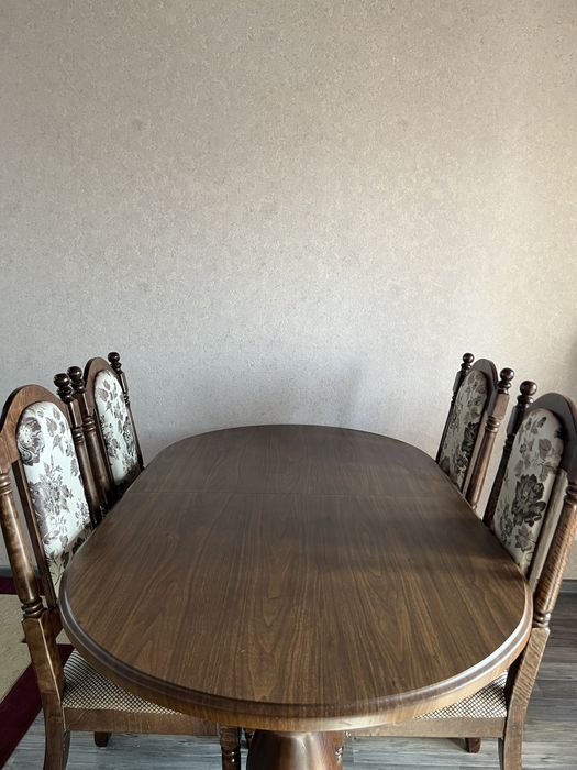 Продам стол со стульями