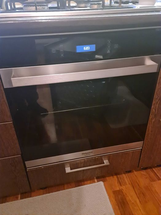 Cuptor electric Ariston Hotpoint