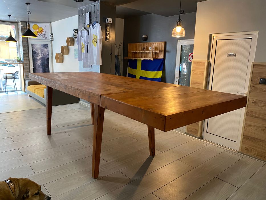 Дървена маса масив