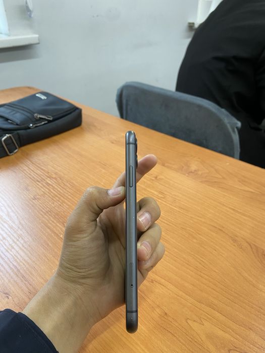 Iphone 11 black idela holata