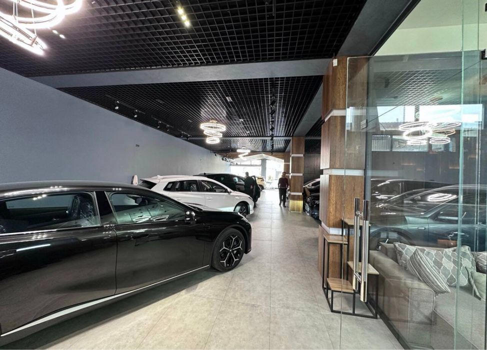 Срочно аренда Офис Автосалон Showroom вдоль малой кольцевой дороги