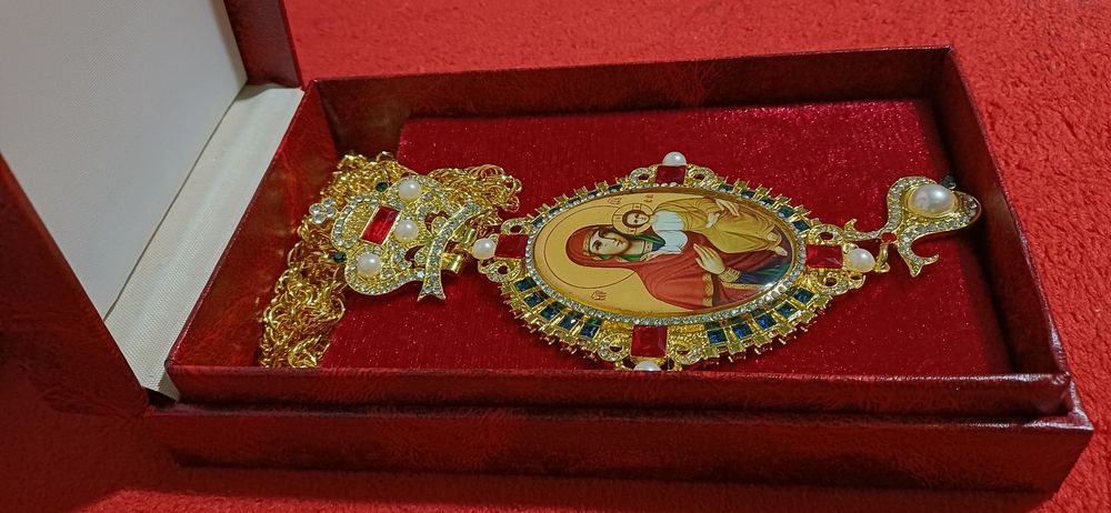 Engolpion Maica Dommului