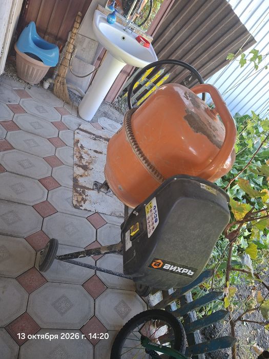 Бетономешалка продам