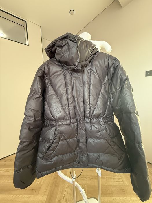 Продам Пуховик Reebok