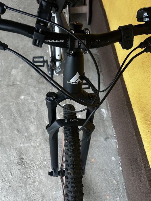 Vand bicicleta BULLS de munte  pentru pasioanti si nu numai