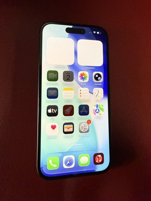 iPhone 15 128GB, liber rețea, baterie 87%, stare impecabilă