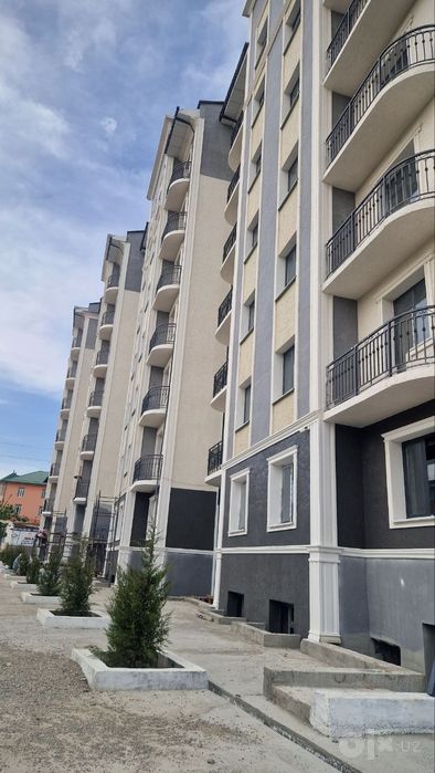 Namangan 1 mikrorayondan navostroyka  1 etaj 2 xonali kvartira ijaraga