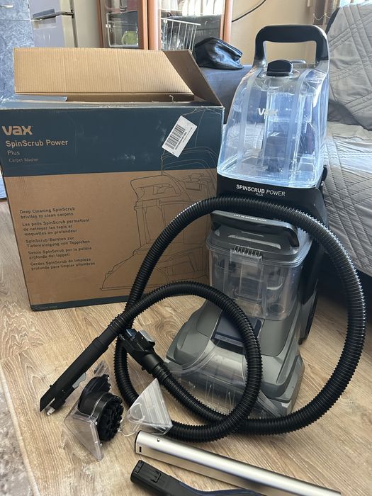 VAX SPINSCRUB POWER PLUS – мощен уред за пране на килими и тапицерия