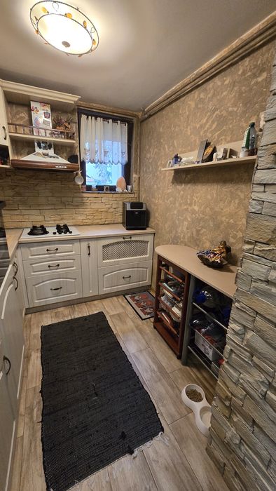 Apartament cu 2 camere Vand/schimb